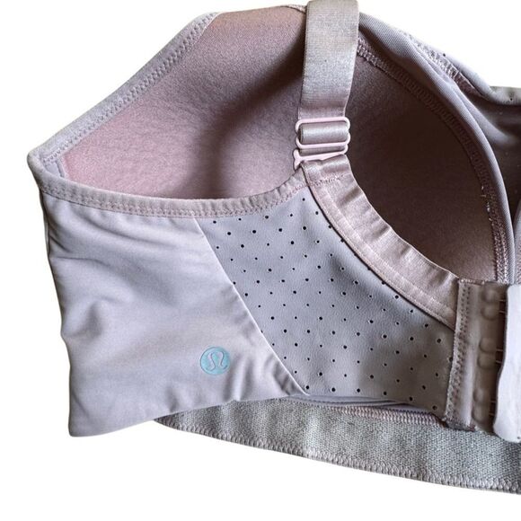 Lululemon Run Times Bra High Support Size 38DD - Picture 9 of 13